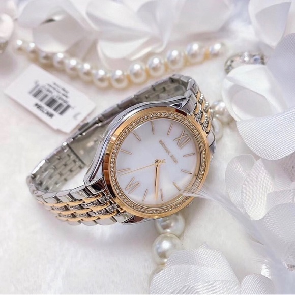 MICHAEL Michael Kors Mindy Watch Silver Gold NWT - Picture 2 of 11